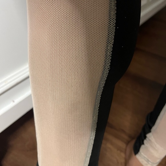 Sheer and black bodysuit - Picture 8 of 9